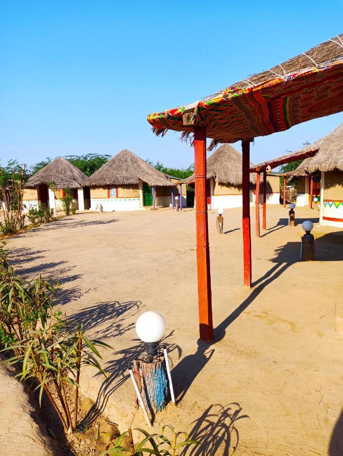 Kutir Craft Village Resort Bherandiala Bagian luar foto