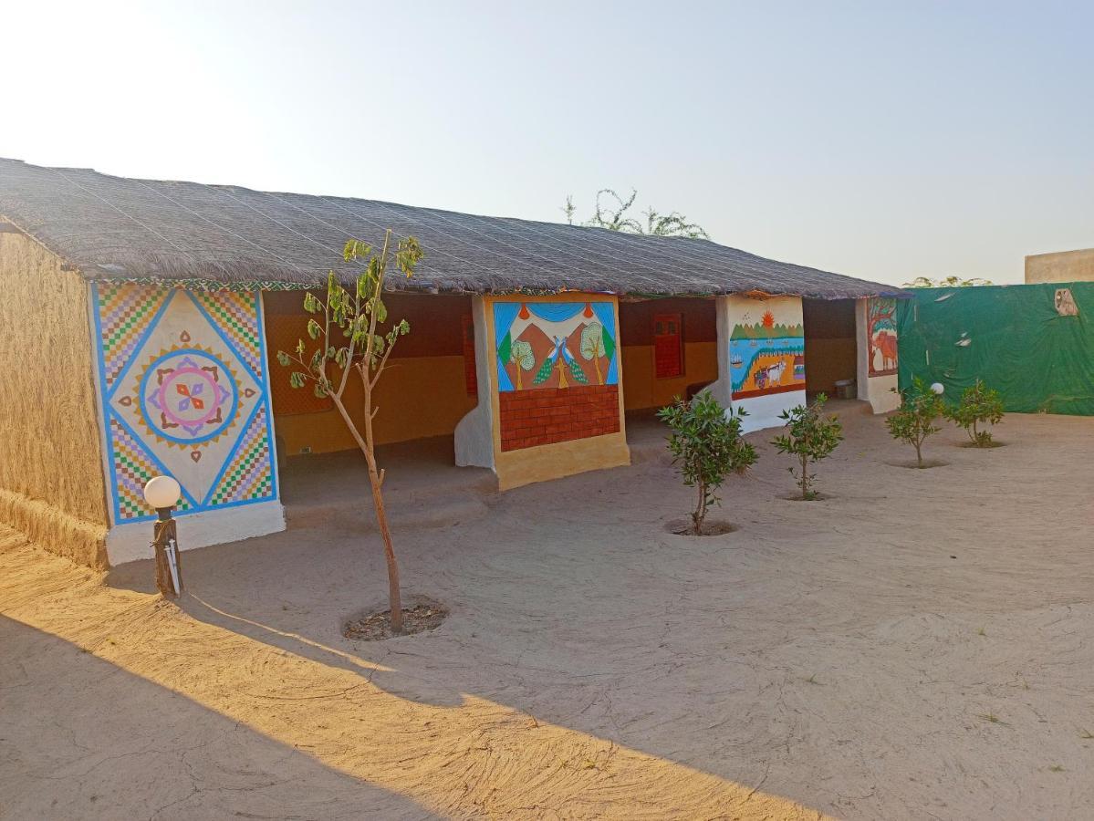 Kutir Craft Village Resort Bherandiala Bagian luar foto