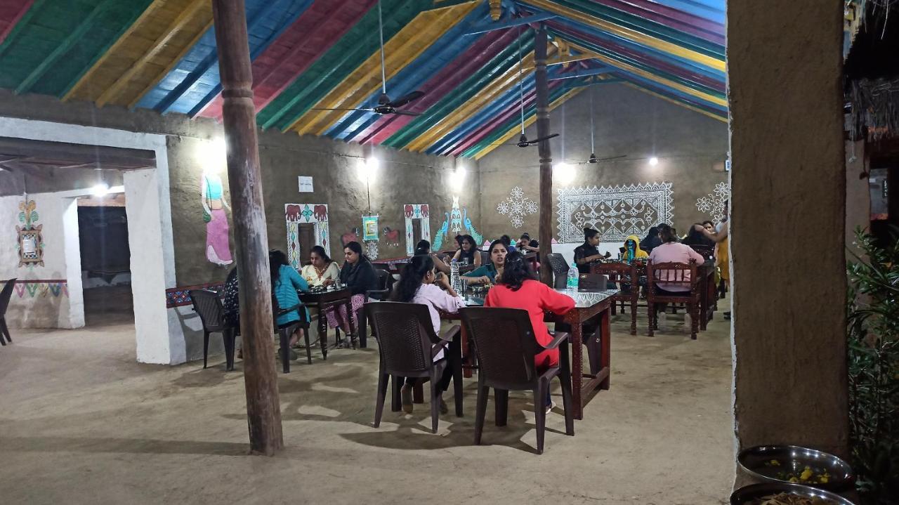 Kutir Craft Village Resort Bherandiala Bagian luar foto