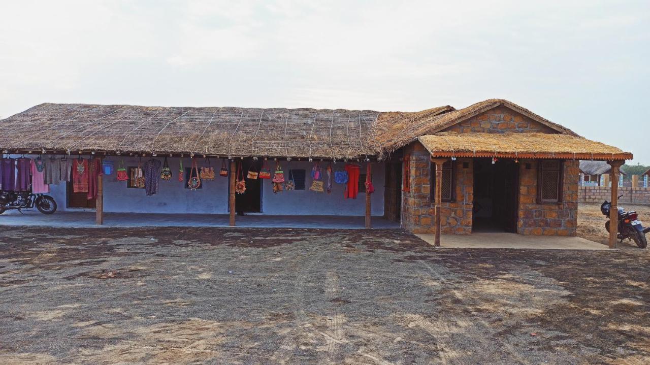 Kutir Craft Village Resort Bherandiala Bagian luar foto