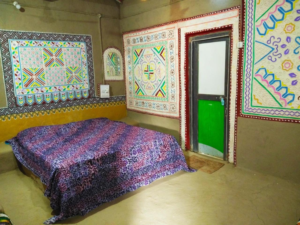 Kutir Craft Village Resort Bherandiala Bagian luar foto