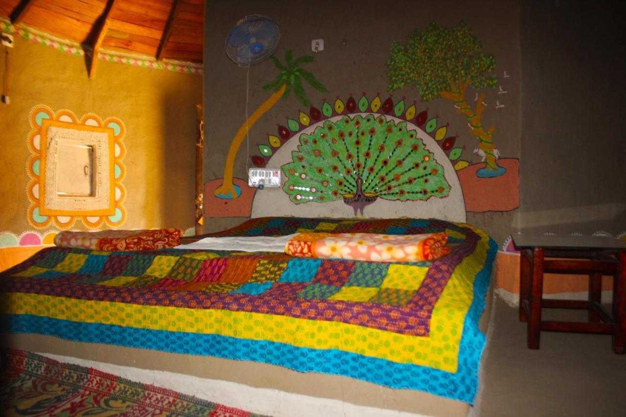 Kutir Craft Village Resort Bherandiala Bagian luar foto