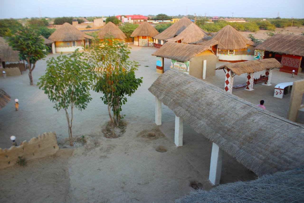 Kutir Craft Village Resort Bherandiala Bagian luar foto