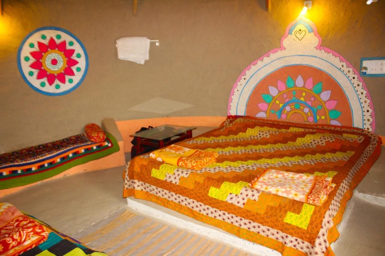 Kutir Craft Village Resort Bherandiala Bagian luar foto