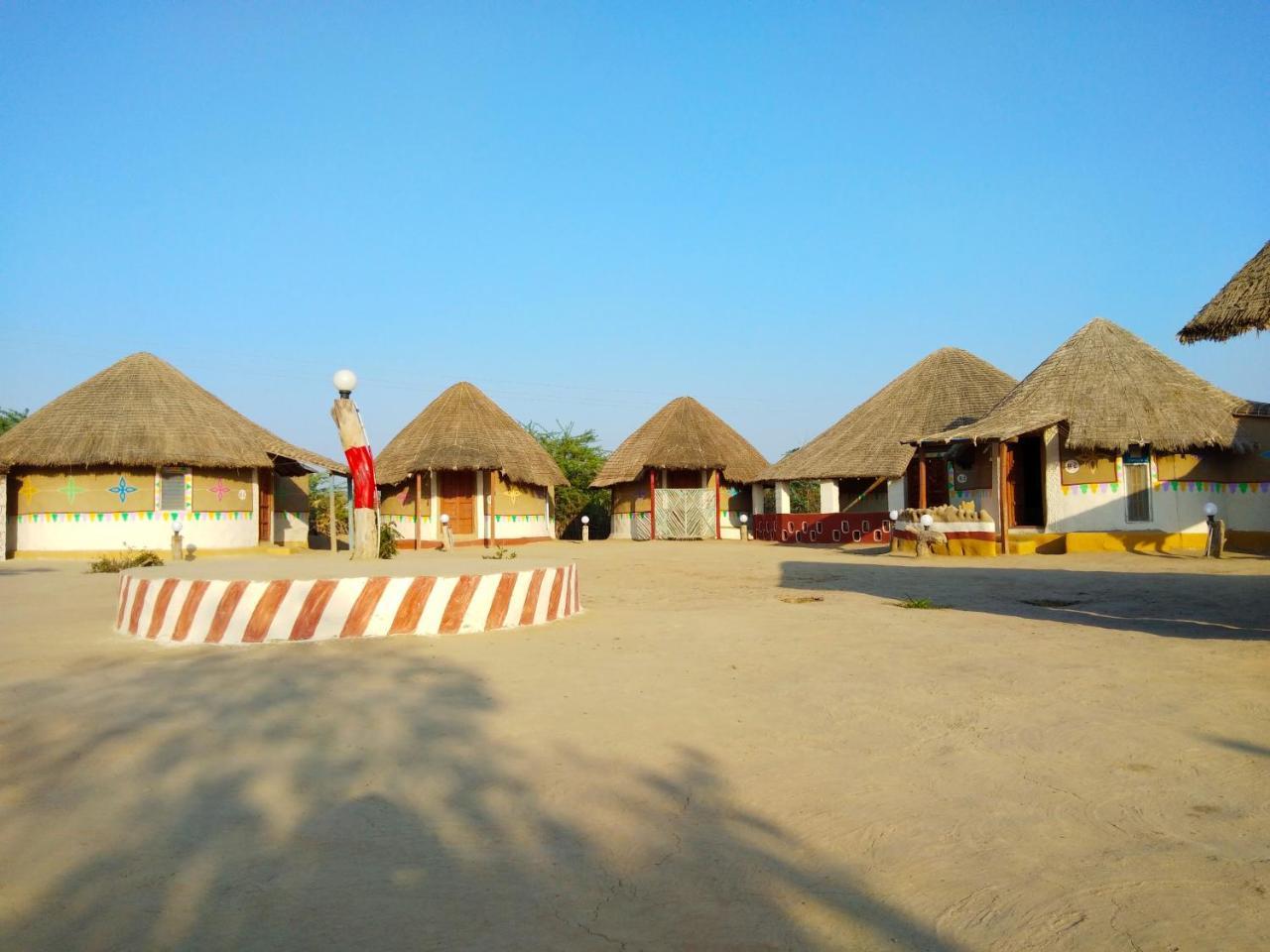 Kutir Craft Village Resort Bherandiala Bagian luar foto