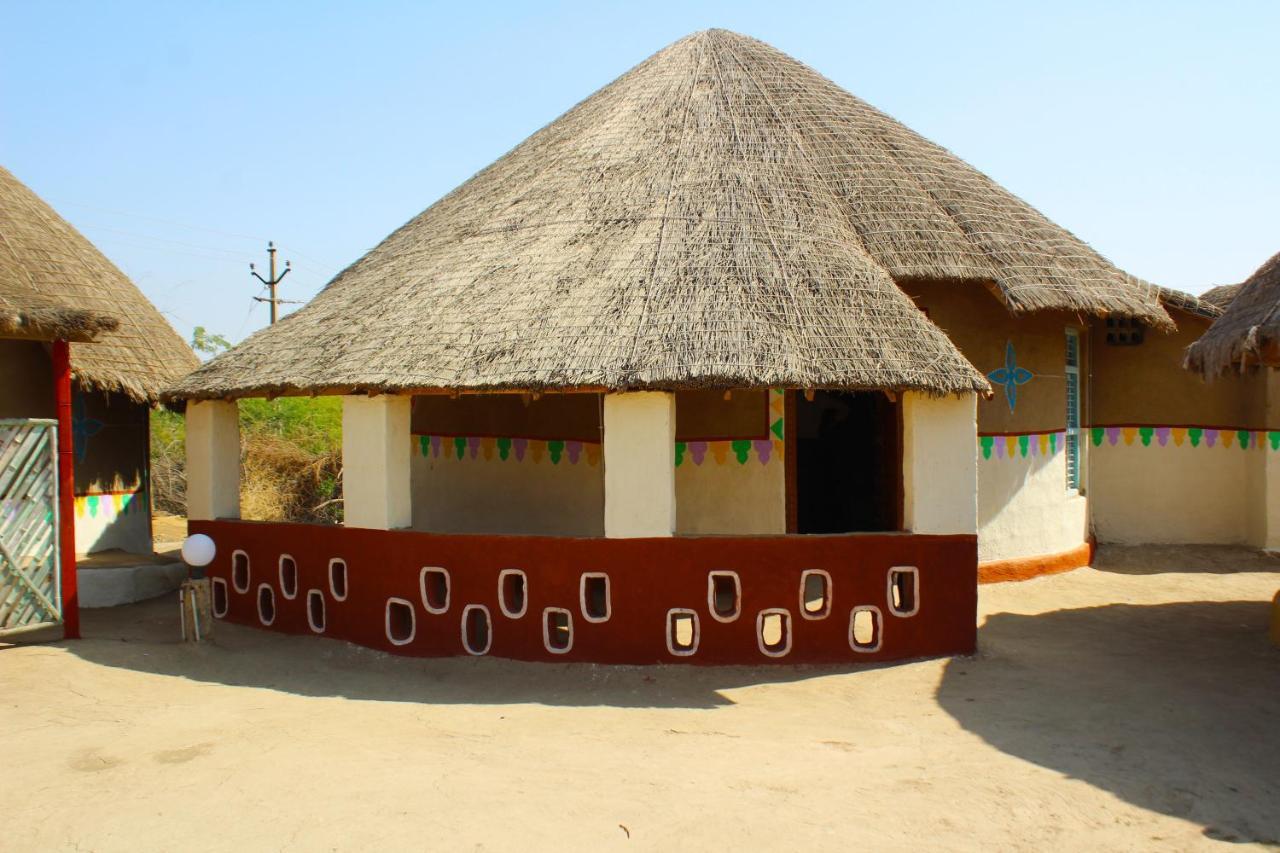 Kutir Craft Village Resort Bherandiala Bagian luar foto