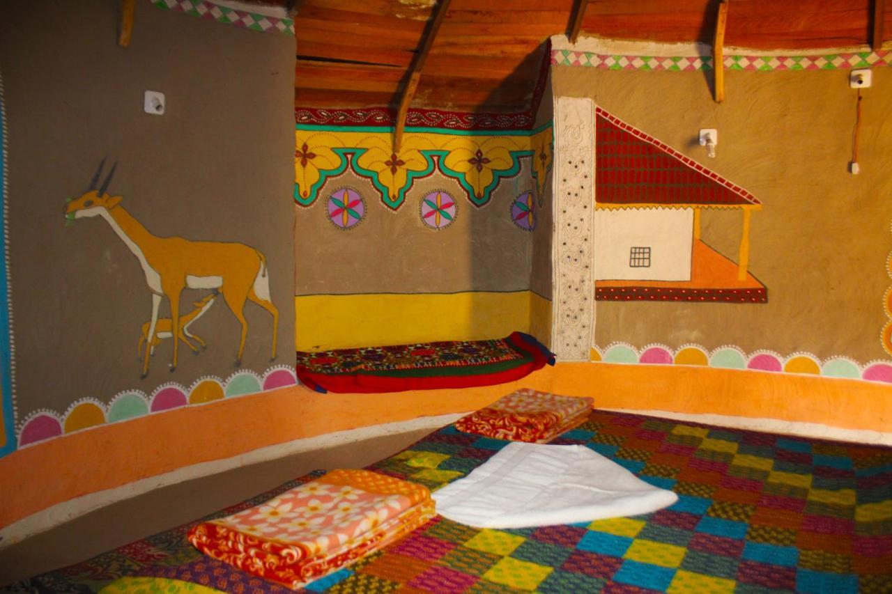 Kutir Craft Village Resort Bherandiala Bagian luar foto